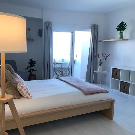 Estudio La Gavota, A 2 Minutos De La Playa Apartment Лос Кристианос Екстериор снимка